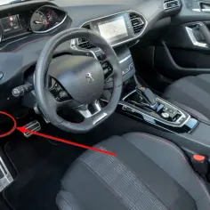 Fusible écran tactile Peugeot 308 : comment éviter des pannes coûteuses