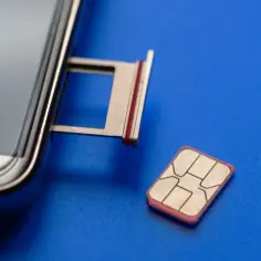 Comment sortir sa carte SIM facilement et éviter les erreurs fréquentes